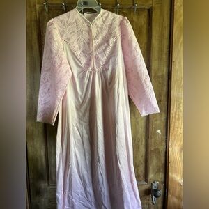 Vintage Vanity Fair Pink long gown size medium